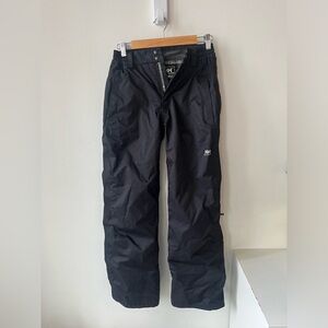 Woman’s Helly Hansen Snow Pant